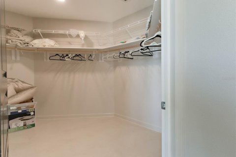 Condo in Saint Petersburg, Florida, 3 bedrooms  № 2368721 - photo 29