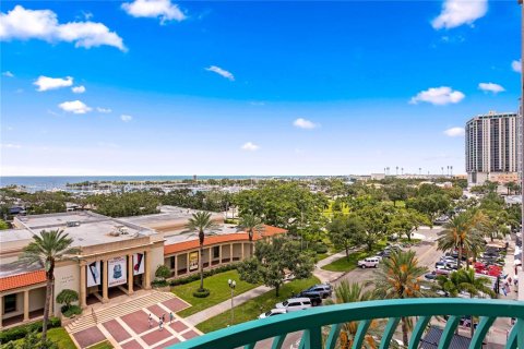 Condo in Saint Petersburg, Florida, 3 bedrooms  № 2368721 - photo 6