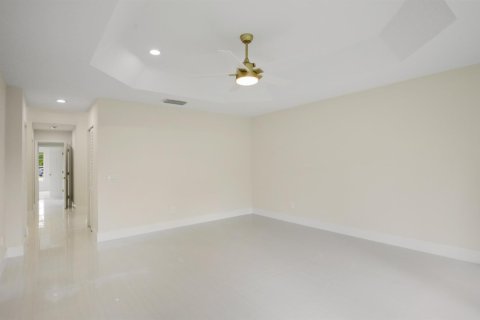 House in Boynton Beach, Florida 3 bedrooms, 227.24 sq.m. № 2275302 - photo 20