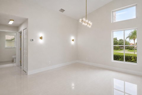 House in Boynton Beach, Florida 3 bedrooms, 227.24 sq.m. № 2275302 - photo 6