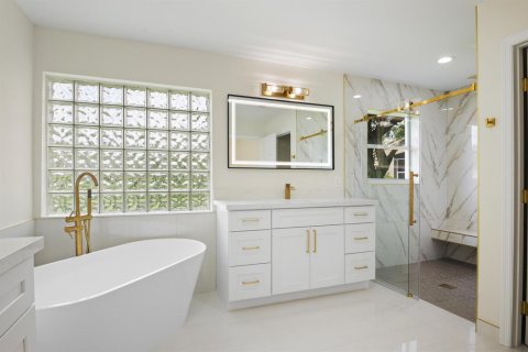 House in Boynton Beach, Florida 3 bedrooms, 227.24 sq.m. № 2275302 - photo 23