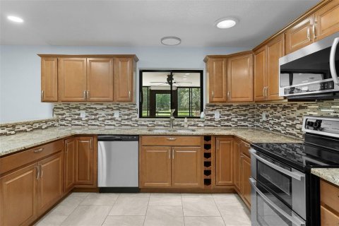 House in Ocala, Florida 4 bedrooms, 205.96 sq.m. № 2231566 - photo 29