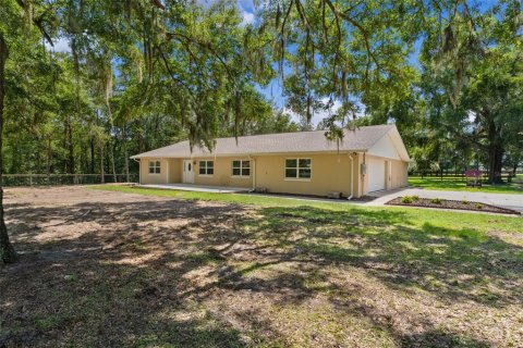 House in Ocala, Florida 4 bedrooms, 205.96 sq.m. № 2231566 - photo 3