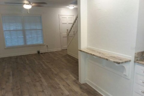 House in New Smyrna Beach, Florida 3 bedrooms, 123.19 sq.m. № 2099368 - photo 20