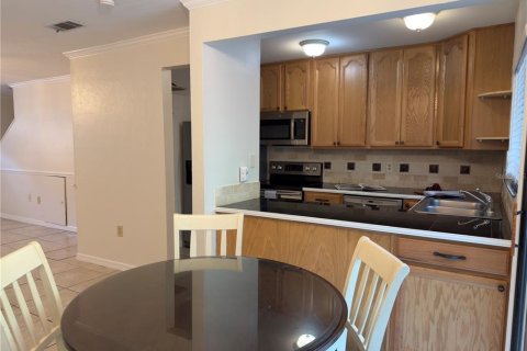 Condominio en venta en Gainesville, Florida, 2 dormitorios, 87.14 m2 № 2095522 - foto 14