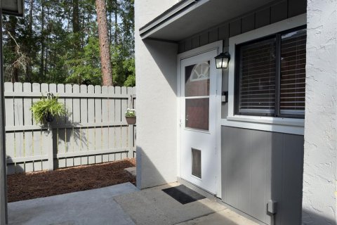 Condominio en venta en Gainesville, Florida, 2 dormitorios, 87.14 m2 № 2095522 - foto 7