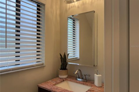 Condominio en venta en Gainesville, Florida, 2 dormitorios, 87.14 m2 № 2095522 - foto 18