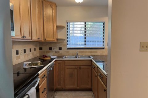 Condominio en venta en Gainesville, Florida, 2 dormitorios, 87.14 m2 № 2095522 - foto 17