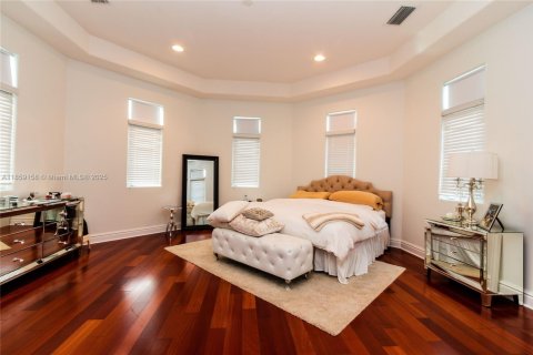 Adosado en venta en Pinecrest, Florida, 4 dormitorios, 297.47 m2 № 2034793 - foto 23