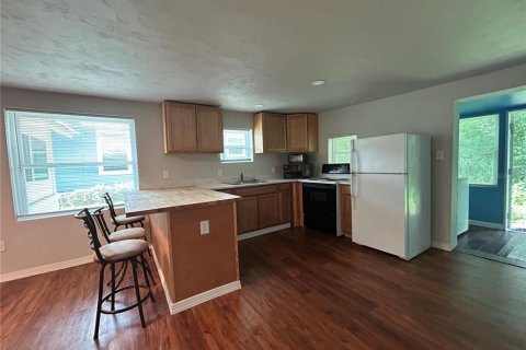 Casa en alquiler en Gainesville, Florida, 3 dormitorios, 86.12 m2 № 1910502 - foto 4