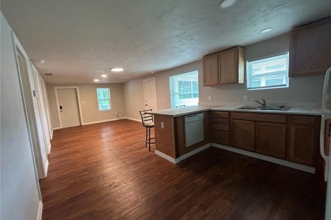 Casa en alquiler en Gainesville, Florida, 3 dormitorios, 86.12 m2 № 1910502 - foto 5