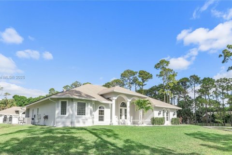 Casa en venta en Loxahatchee Groves, Florida, 5 dormitorios, 384.89 m2 № 1779368 - foto 4
