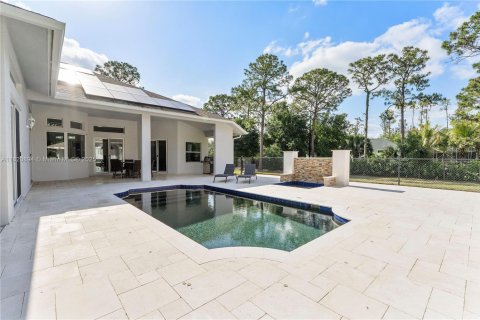 Casa en venta en Loxahatchee Groves, Florida, 5 dormitorios, 384.89 m2 № 1779368 - foto 10