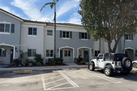 Townhouse in Homestead, Florida 2 bedrooms, 108.32 sq.m. № 2030999