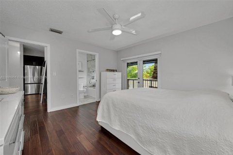 Copropriété à vendre à Hialeah, Floride: 2 chambres, 94.76 m2 № 1950368 - photo 19