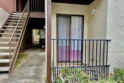 Condo in Gainesville, Florida, 1 bedroom  № 1550501 - photo 11