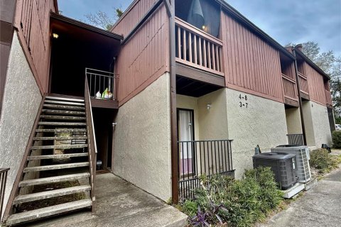 Condo in Gainesville, Florida, 1 bedroom  № 1550501 - photo 1