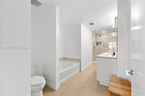 Copropriété à vendre à Aventura, Floride: 2 chambres, 127.28 m2 № 2006136 - photo 26