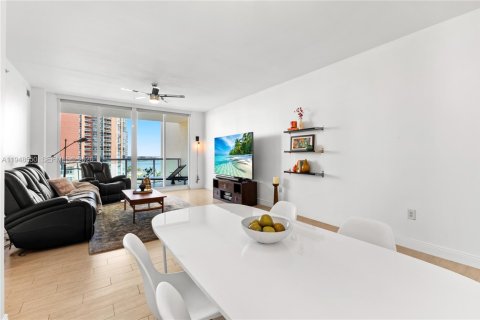 Copropriété à vendre à Aventura, Floride: 2 chambres, 127.28 m2 № 2006136 - photo 11