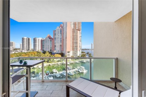 Copropriété à vendre à Aventura, Floride: 2 chambres, 127.28 m2 № 2006136 - photo 4