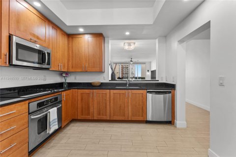 Copropriété à vendre à Aventura, Floride: 2 chambres, 127.28 m2 № 2006136 - photo 7