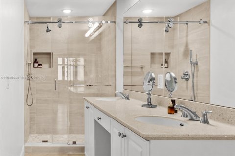 Copropriété à vendre à Aventura, Floride: 2 chambres, 127.28 m2 № 2006136 - photo 27