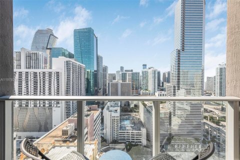 Condo in Miami, Florida, 1 bedroom  № 2042155 - photo 11