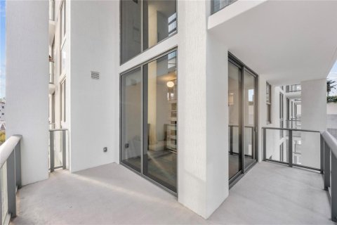 Condo in Miami, Florida, 2 bedrooms № 2174205 - photo 18