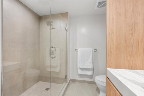 Condo in Miami, Florida, 2 bedrooms № 2174205 - photo 23