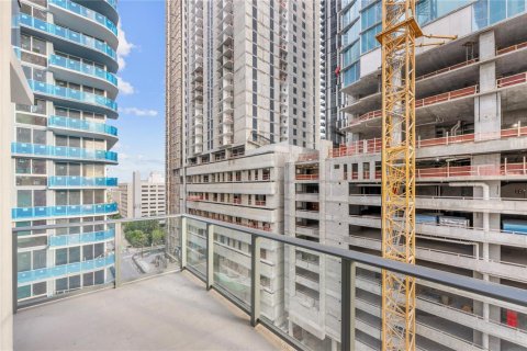 Condo in Miami, Florida, 2 bedrooms № 2174205 - photo 19