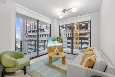Condo in Miami, Florida, 2 bedrooms № 2174205 - photo 13
