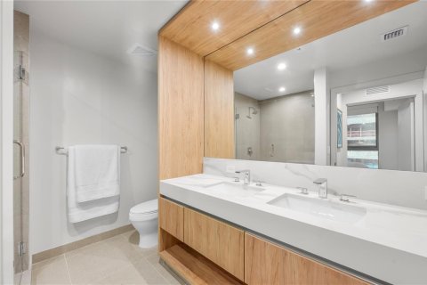 Condo in Miami, Florida, 2 bedrooms № 2174205 - photo 22
