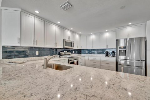 Купить кондоминиум в Клируотер, Флорида 6 комнат, 161.65м2, № 1814981 - фото 11