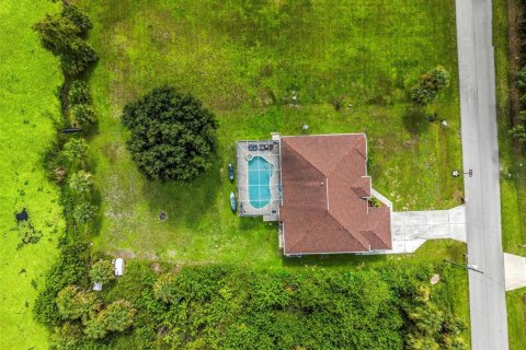 House in North Port, Florida 3 bedrooms, 199.18 sq.m. № 2284424 - photo 5