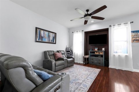 House in North Port, Florida 3 bedrooms, 199.18 sq.m. № 2284424 - photo 23