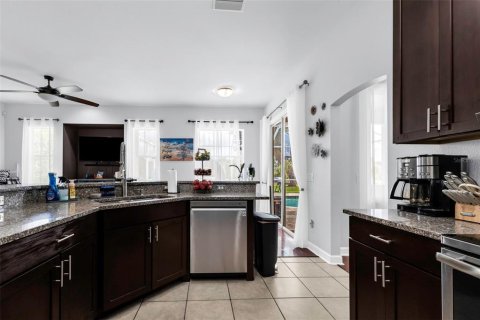 House in North Port, Florida 3 bedrooms, 199.18 sq.m. № 2284424 - photo 20