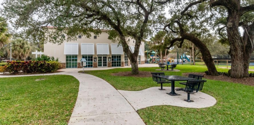 Terreno en Fort Lauderdale, Florida № 976986