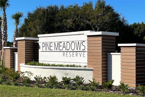House in Eustis, Florida 3 bedrooms, 152.64 sq.m. № 2211957 - photo 3
