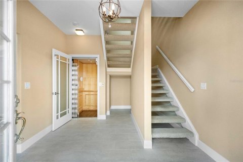 Townhouse in Bradenton, Florida 2 bedrooms, 202.81 sq.m. № 1609073 - photo 8
