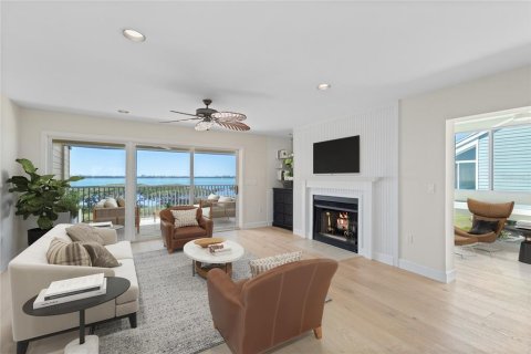 Townhouse in Bradenton, Florida 2 bedrooms, 202.81 sq.m. № 1609073 - photo 17