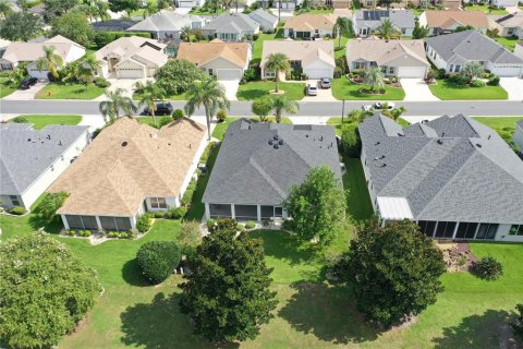 House in The Villages, Florida 3 bedrooms, 179.02 sq.m. № 1681701 - photo 23