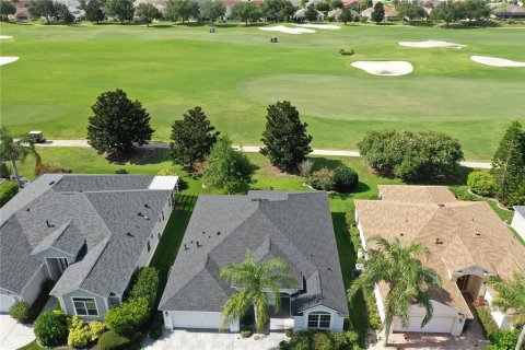 House in The Villages, Florida 3 bedrooms, 179.02 sq.m. № 1681701 - photo 22