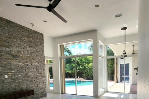 House in Weston, Florida 5 bedrooms, 239.13 sq.m. № 1971694 - photo 9