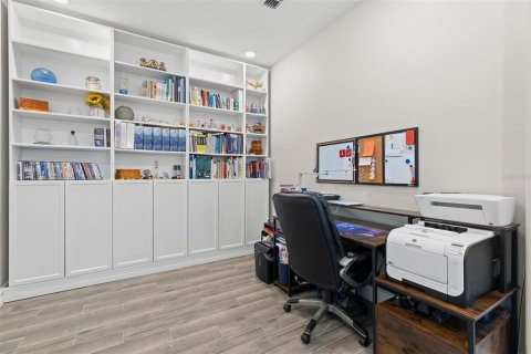 Adosado en venta en Wesley Chapel, Florida, 3 dormitorios, 190.17 m2 № 1589746 - foto 9