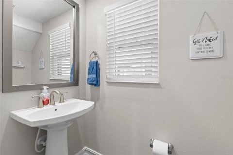 Adosado en venta en Wesley Chapel, Florida, 3 dormitorios, 190.17 m2 № 1589746 - foto 13