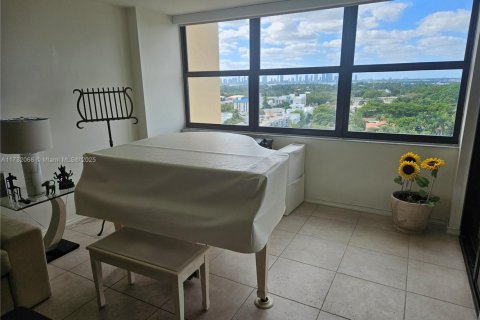 Купить кондоминиум в Майами-Бич, Флорида 1 спальня, 82.68м2, № 1957767 - фото 10