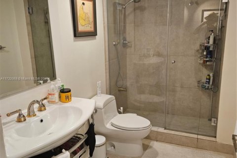 Купить кондоминиум в Майами-Бич, Флорида 1 спальня, 82.68м2, № 1957767 - фото 21