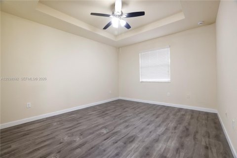 Townhouse in Miami, Florida 4 bedrooms, 171.5 sq.m. № 2246490 - photo 19