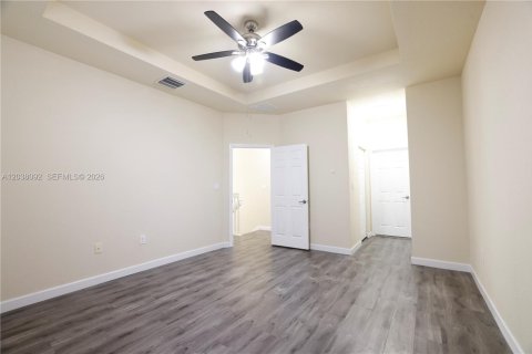 Townhouse in Miami, Florida 4 bedrooms, 171.5 sq.m. № 2246490 - photo 22