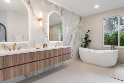 Villa ou maison à vendre à Weston, Floride: 5 chambres, 364.08 m2 № 2412269 - photo 24
